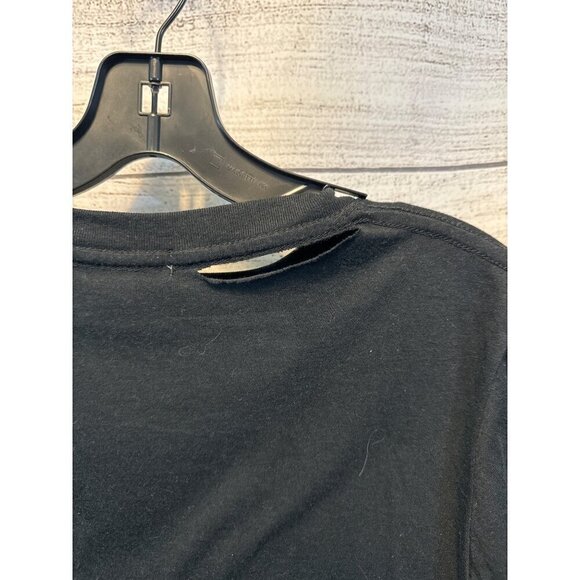 Set of 2 Suburban Riot Distressed T-shirts - Picture 4 of 4